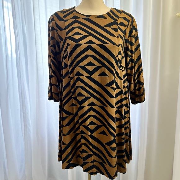 H&M geometric design dress - Picture 1 of 11